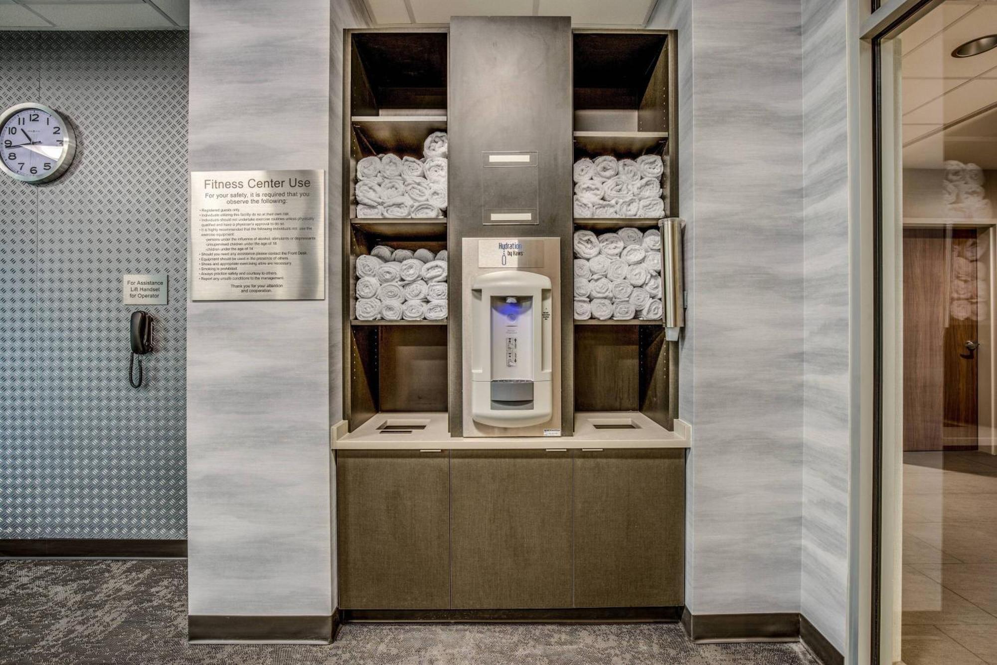Fairfield Inn & Suites Whitewater エクステリア 写真